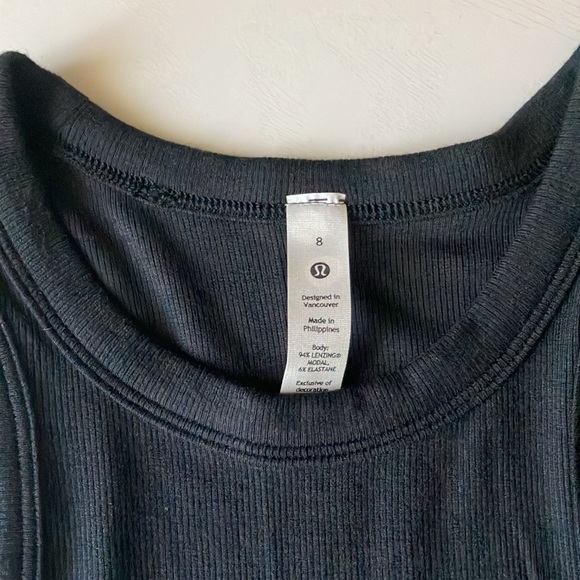 Lululemon Hold Tight Cropped Crop Tank Top Black (Size 8) NWT - Picture 4 of 9
